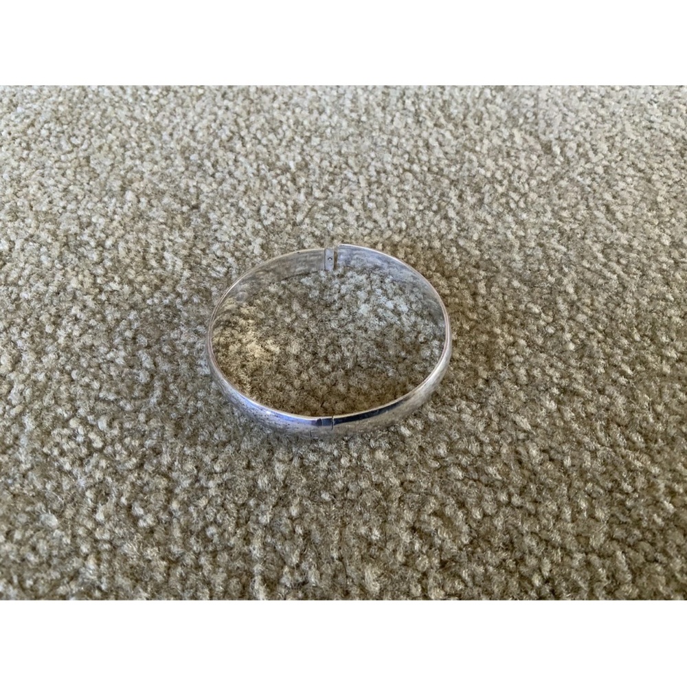 Sterling Silver Hinged Bracelet (9)